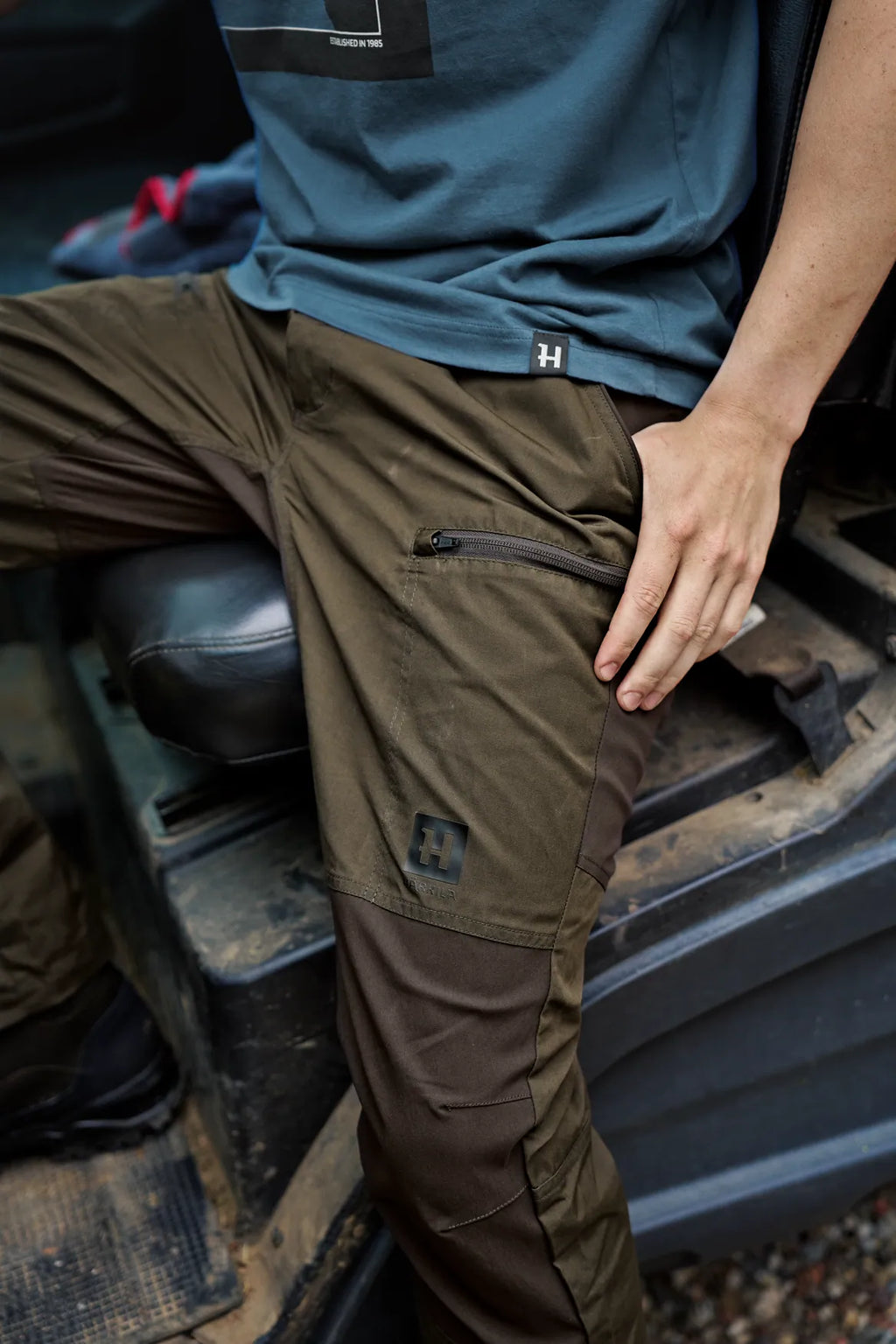 Härkila Fjell Trousers - Willow green/Shadow brown
