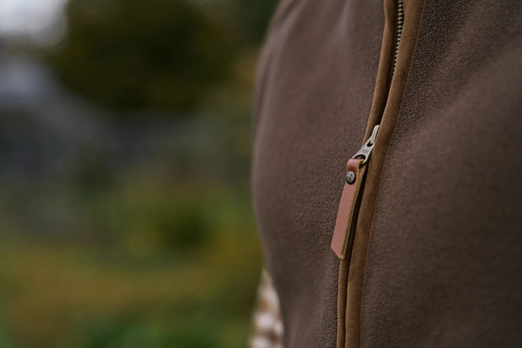 Sandhem sherpa fleece waistcoat W - Demitasse brown
