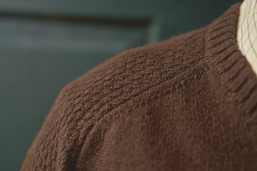 Vincent merino v-neck pullover - Demitasse brown