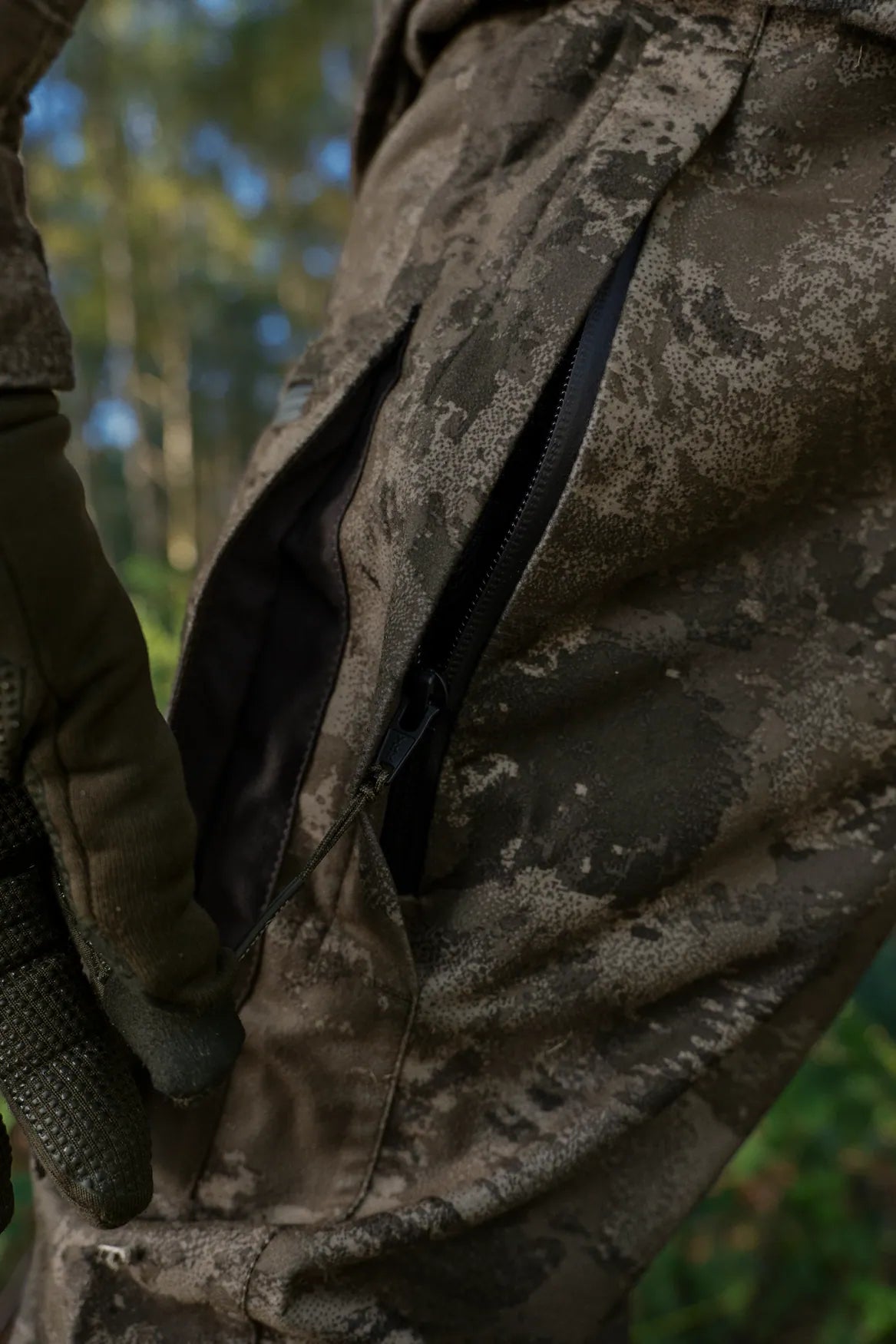 Forest Hunter GTX camo trousers - AXIS MSP®Darkwood