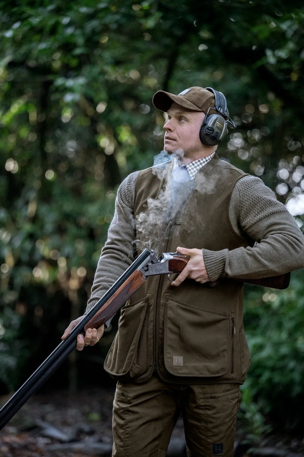 Skye shooting waistcoat - Willow green/Shadow brown