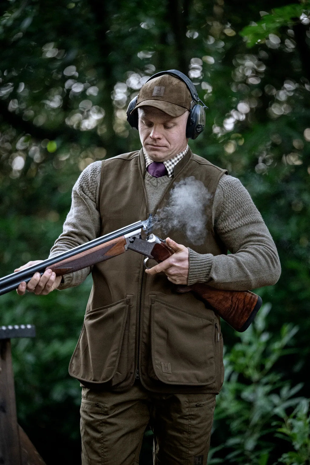 Skye shooting waistcoat - Willow green/Shadow brown