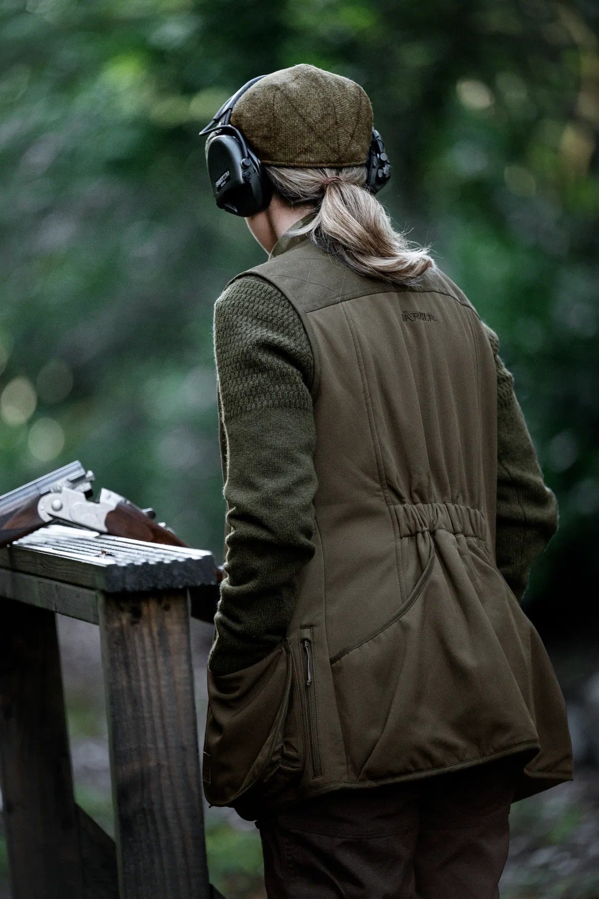 Skye shooting waistcoat W - Willow green/Shadow brown
