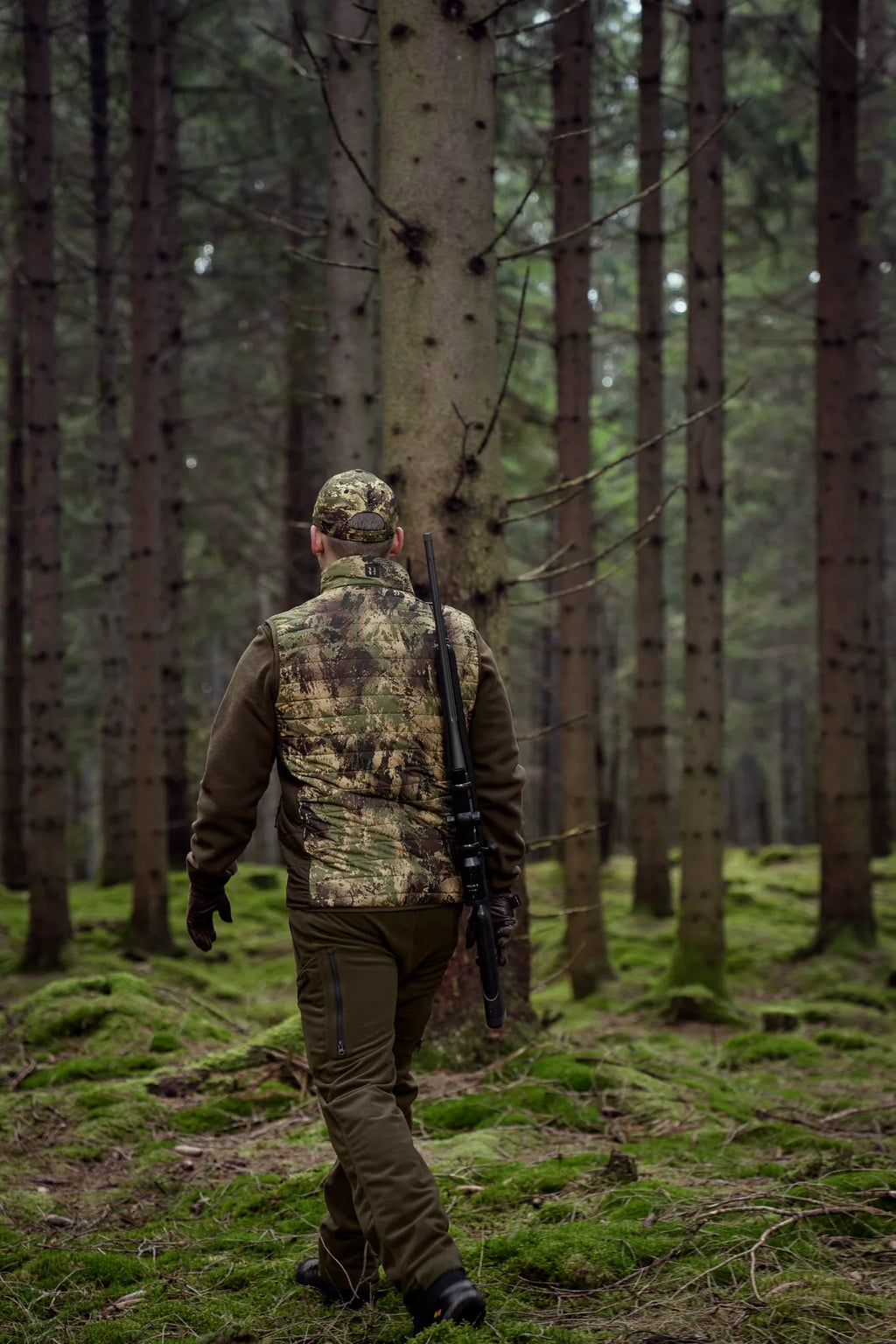 Deer Stalker camo reversible packable waistcoat - Willow green/AXIS MSP®Forest