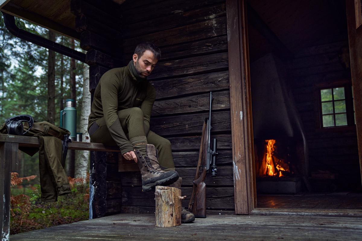 Härkila Base Warm zip neck - Willow green/Shadow brown