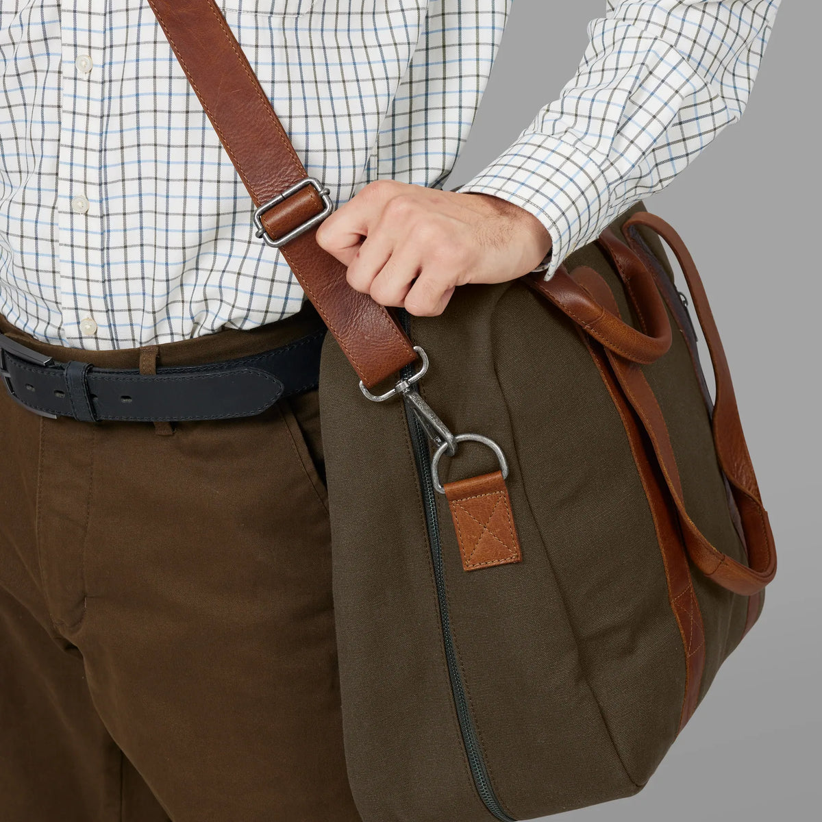Härkila weekend bag 30 L - Warm olive